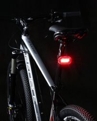 blikačka zadní FORCE BASIC LED 16LM +baterie
