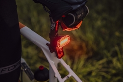 blikačka zadní FORCE BASIC LED 16LM +baterie