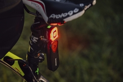 blikačka zadní FORCE FLEA 70 LM, 1 LED, USB