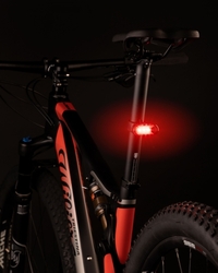 blikačka zadní FORCE PILL 12 LM, 3 x LED, USB