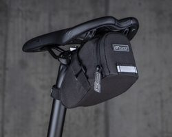 brašna pod sedlo FORCE ZIP suchý zip, černá M